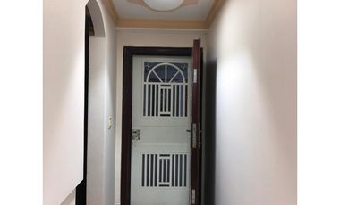 En Alquiler Hermoso Apartamento en Colon Cerca de 4 Altos