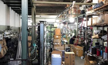 Venta Galpón 551M² En 2  Plantas  en Ramos Mejía -  Muy Buen Estado -