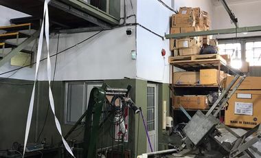 Venta Galpón 551M² En 2  Plantas  en Ramos Mejía -  Muy Buen Estado -
