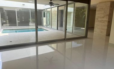 Casa en Venta Yucatán Country Club