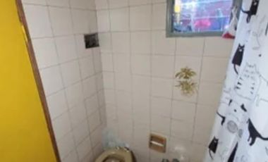 PH dos ambientes al frente venta Remedios de Escalada