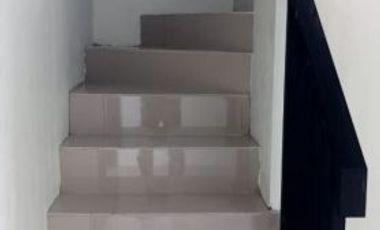 Rumah Wiguna Baru Minimalis hadap selatan