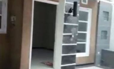 rumah digarden dian sidoarjo Bangunan 2 lantai, Strategis