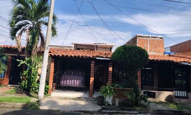 casa en venta en la aldea. Cod V5079