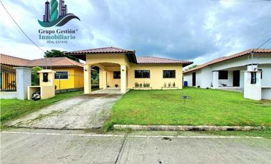 BOQUERÓN, CASAS NUEVAS EN LUGAR TRANQUILO