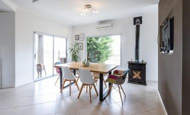 Venta de casa en La Horqueta de Echeverría- Canning