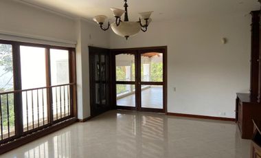 CASA CONDOMINIO en VENTA en Medellín Avenida Las Palmas. Cerca a Chuscalito