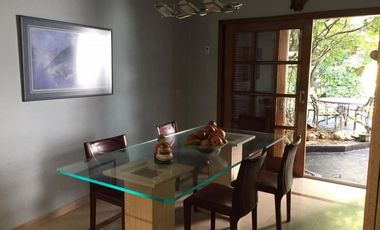 EXCELENTE CHALET DE 5 AMB SOBRE H YRIGOYEN