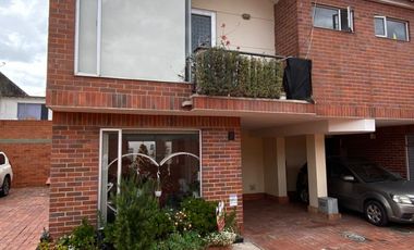 casa en venta en chía. Cod V201