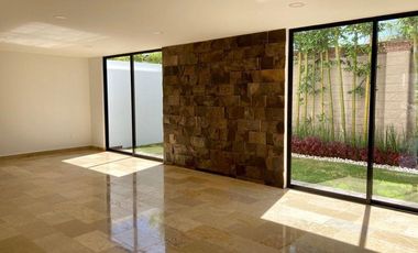 Casa en Venta en Lomas de Angelopolis Puebla, Cascata. Acabados de Lujo.