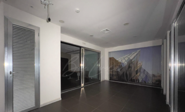 LOCAL PLANTA BAJA 260 M2 CALLE 50 TORRE VIP MANTENIMIENTO INLCUIDO