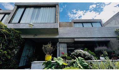 Casa en venta en Lomas Tecamachalco para actualizar