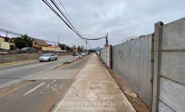 Terreno en inmejorable ubicación Av. Juan Cisternas 5.584m2  (UF11/m2)
