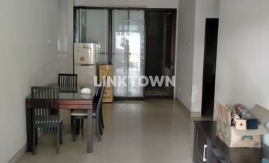 Harga bisa Nego Rumah Lokasi Strategis Dekat ke Lippo Mall di Pondok Mutiara