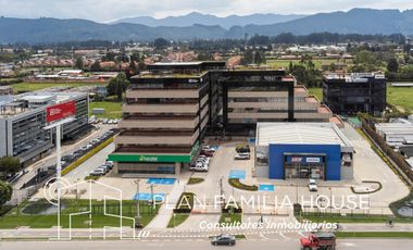 Todo un piso completo para oficinas de 683 mts en Chía