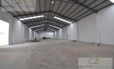 RENTA DE BODEGA NUEVA CON OFICINAS, SALIDA A CIUDAD SAHAGUN,  PACHUCA