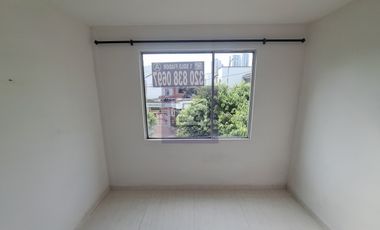 COD. 4476 - SE ARRIENDA APARTAMENTO - BARRIO: EL BOSQUE