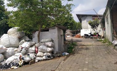 Tanah di Cisarua Bandung bonus rumah lokasi strategis