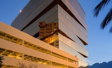 OFICINA RENTA  EDIFICIO AURUM- 372  m²