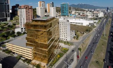 OFICINA RENTA  EDIFICIO AURUM- 372  m²
