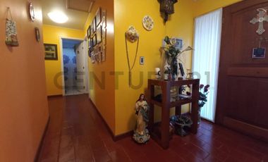 Se arrienda casa en condominio de Villaseca