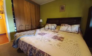 Se arrienda casa en condominio de Villaseca