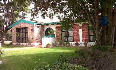 Renta para fin de semana o Vacaciones en Tequisquiapan (16 personas)