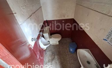 lote en arriendo en los colores. Cod A69594