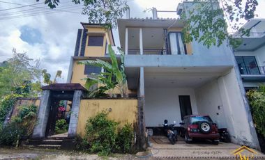 DIJUAL RUMAH 2 LANTAI, WITH ROOFTOP, VIEW GWK DI JIMBARAN, BALI