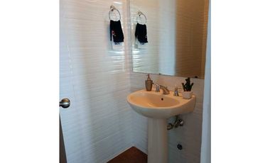 VENTA DE APARTAMENTO DE PLAYA EN SAN CARLOS, PH VISTAMAR GOLF & MARINA