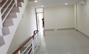 DISEWAKAN RUKO SENTRA ARTERI MAS PONDOK INDAH JAKARTA SELATAN
