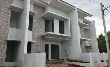 Rumah Sejuk Asri di Cianjur Dekat Taman Bunga Nusantara