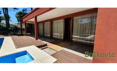 ALAMOS II - CASA EN VENTA - PINAMAR.