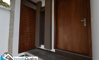 Venta Casa Acabados de Lujo al Norte de Cuenca.