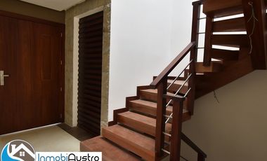 Venta Casa Acabados de Lujo al Norte de Cuenca.