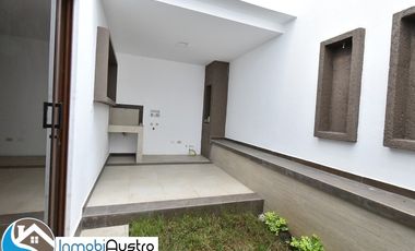 Venta Casa Acabados de Lujo al Norte de Cuenca.