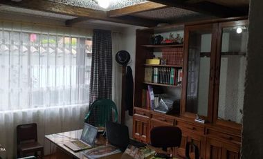 casa en venta en santa barbara alta-usaquén. Cod V1038007