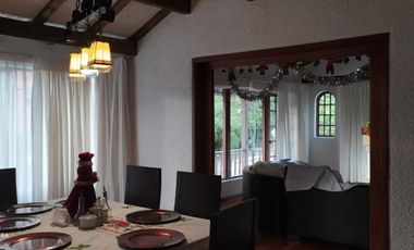 casa en venta en santa barbara alta-usaquén. Cod V1038007
