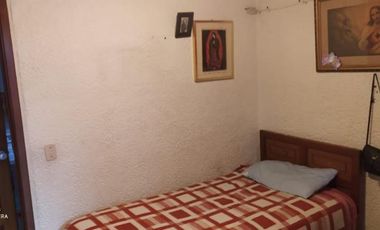 casa en venta en santa barbara alta-usaquén. Cod V1038007