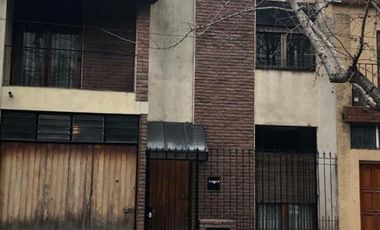 Casa PH en venta en Moron Centro