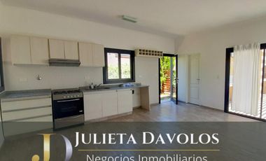Casa en Venta 4 ambientes Barrio El Canton Puerto con pileta