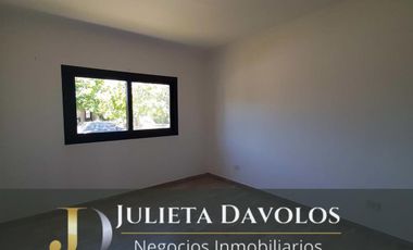 Casa en Venta 4 ambientes Barrio El Canton Puerto con pileta