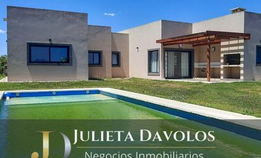 Casa en Venta 4 ambientes Barrio El Canton Puerto con pileta