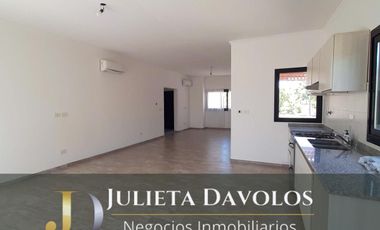 Casa en Venta 4 ambientes Barrio El Canton Puerto con pileta