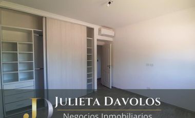 Casa en Venta 4 ambientes Barrio El Canton Puerto con pileta