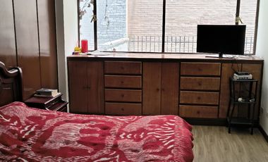 apartamento en arriendo/venta en los rosales. Cod A18