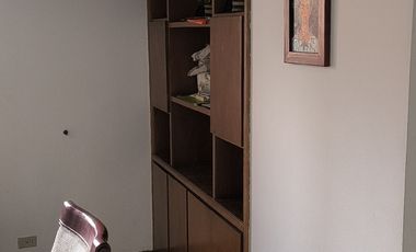 apartamento en arriendo/venta en los rosales. Cod A18