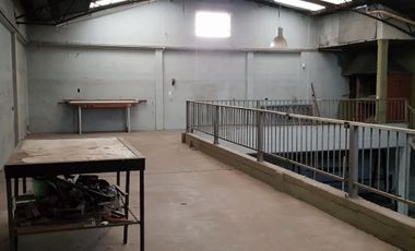 VENTA, 2 GALPONES EN MUY BUENA ZONA DE V. BALLESTER
