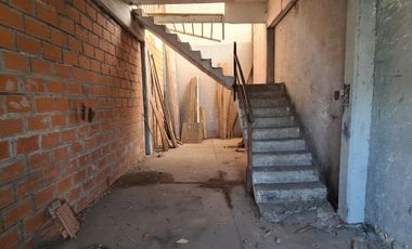 VENTA, 2 GALPONES EN MUY BUENA ZONA DE V. BALLESTER