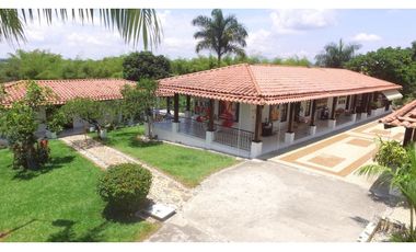 VENDEMOS MAJESTUOSA FINCA EN CERRITOS - PEREIRA